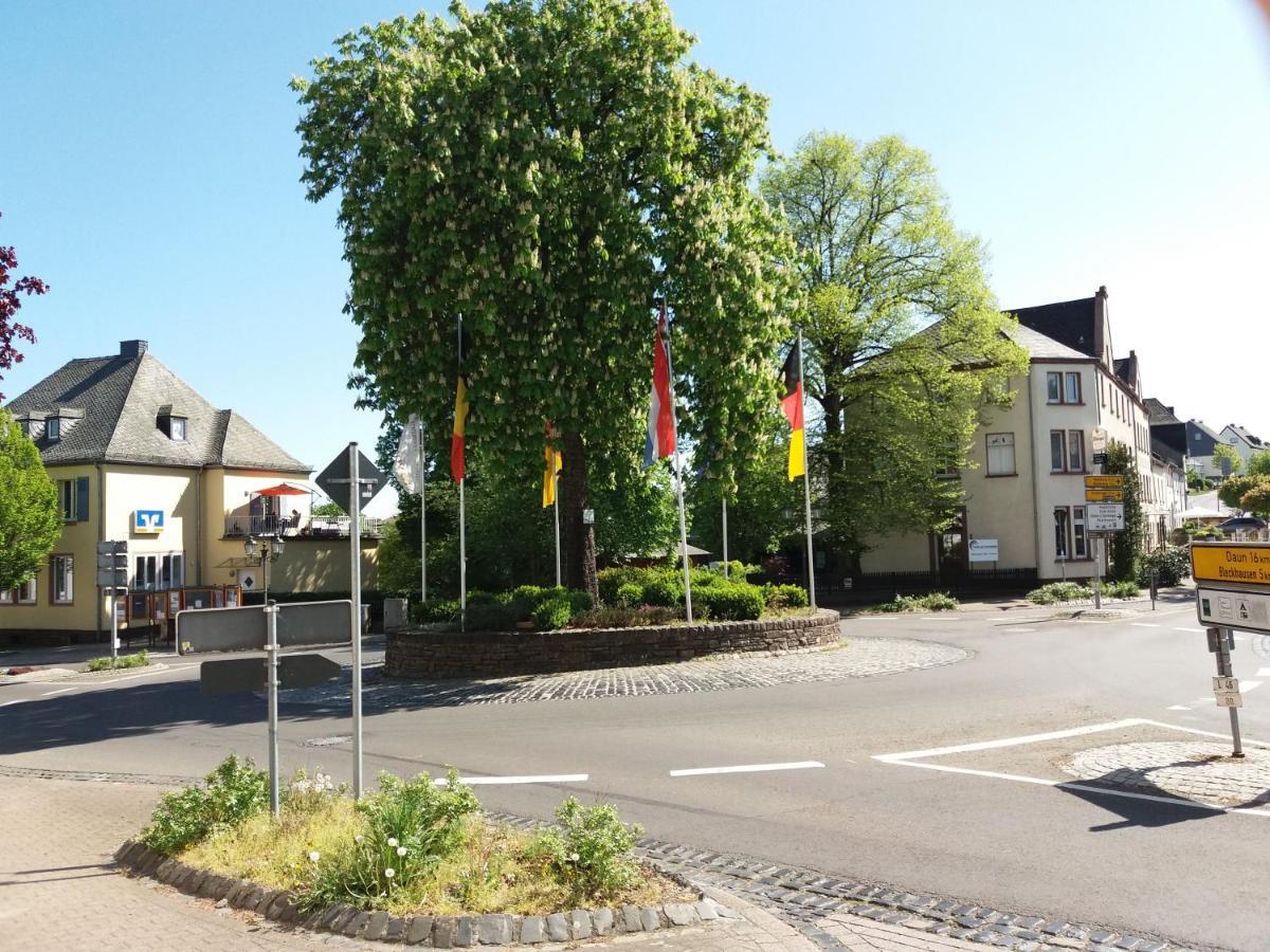 Um Die Ecke Lejlighed Manderscheid Eksteriør billede